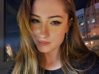 دردشة الفيديو المثيرة LiyaAura