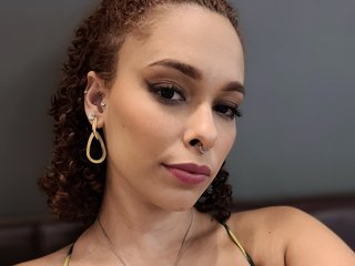 دردشة الفيديو المثيرة queengeek