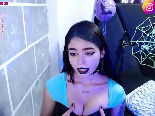 لقطات البث LizzieJohnson