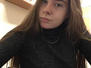 دردشة الفيديو المثيرة Lizzyu