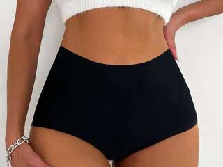 دردشة الفيديو المثيرة LolaMyst