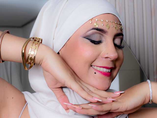 صورة الملف الشخصي LolaSweet