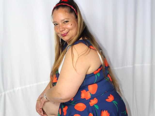 صورة الملف الشخصي Loly47