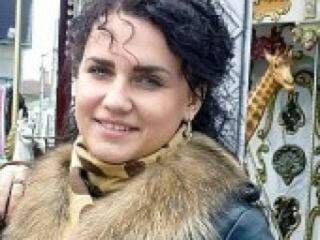 دردشة الفيديو المثيرة loneila