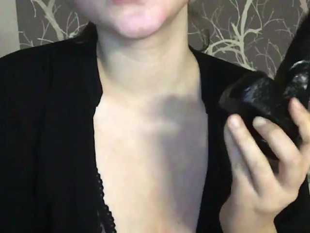 لقطات البث LoraLeen