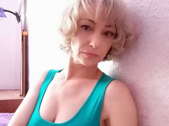 صورة الملف الشخصي Lorie-Carrie