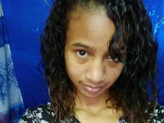 دردشة الفيديو المثيرة Louane-1