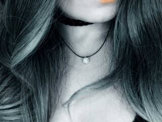 دردشة الفيديو المثيرة 1Girl-1Fist