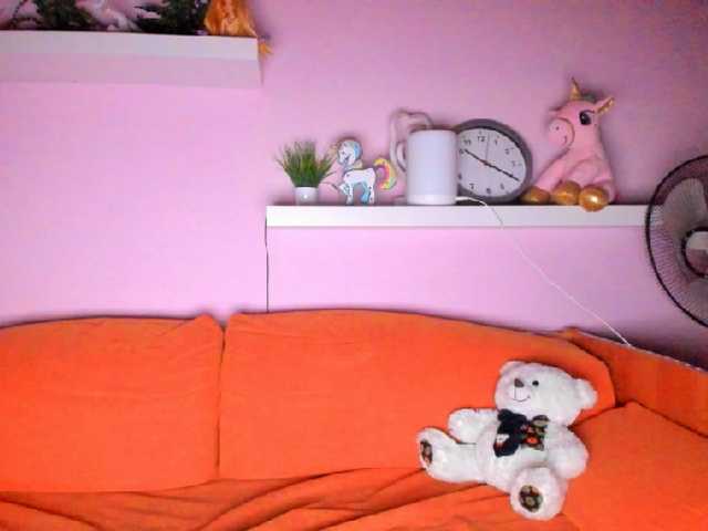 لقطات البث LoveMeLuvMe