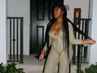 دردشة الفيديو المثيرة lovleya