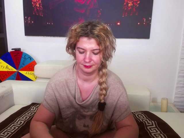 لقطات البث LuanaSummeryX