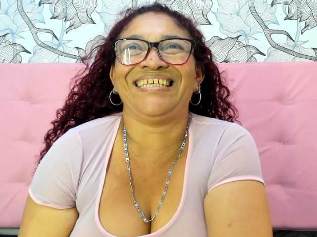 لقطات البث lucerosweet01