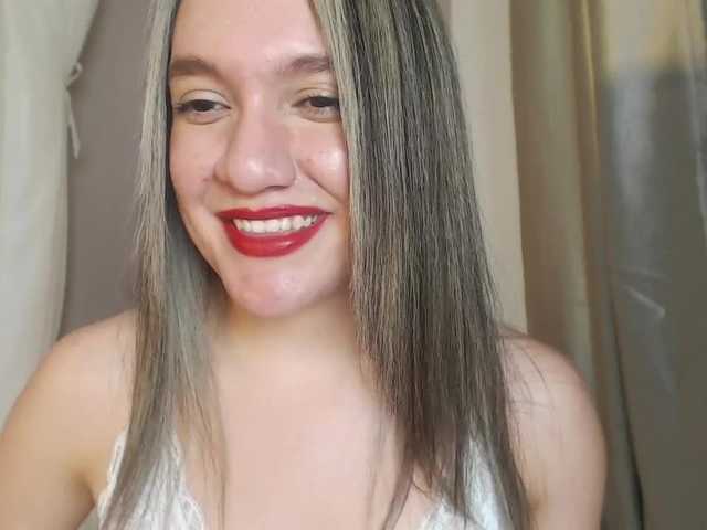 الصور Luciadallas Red lips, flames and pleasure, i'll be yours, be a gentleman, play with my toys, make vibrate my pussysquirt special show!! @Anal,#teen 22 years old #naughty #with every goal, tease!