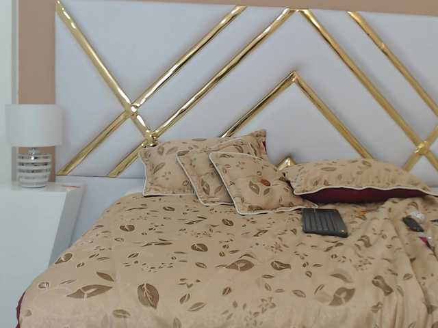 لقطات البث LucianaCollin