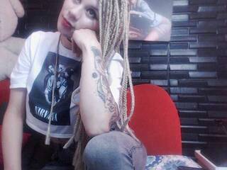 دردشة الفيديو المثيرة lucier-evil