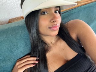دردشة الفيديو المثيرة Lucy-Frazier
