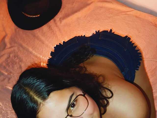 صورة الملف الشخصي LucyColleen