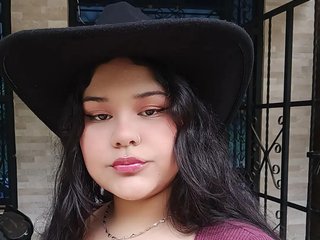 دردشة الفيديو المثيرة LucyColleen