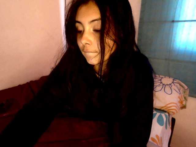 لقطات البث lucyfromsky