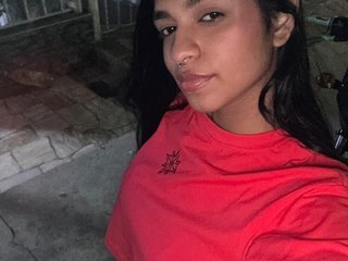دردشة الفيديو المثيرة LucyLove11
