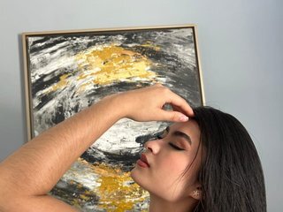 دردشة الفيديو المثيرة LucyWeiss