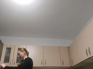 دردشة الفيديو المثيرة S-O-F-I-A