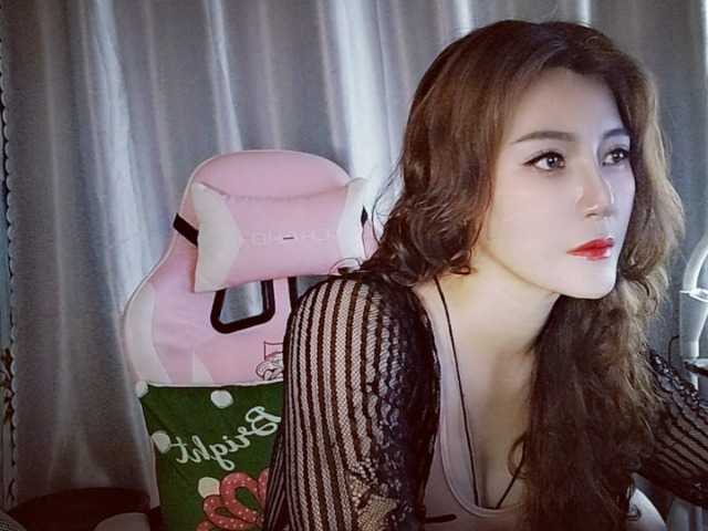 لقطات البث Luna-Candy