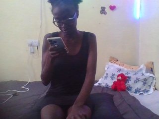 دردشة الفيديو المثيرة LunaAdut