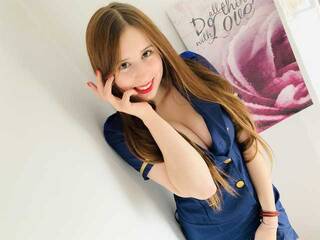 دردشة الفيديو المثيرة LunaaRed