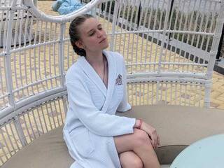 دردشة الفيديو المثيرة LunaEvan