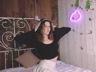 دردشة الفيديو المثيرة LunaLee