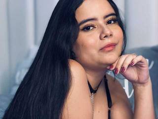 دردشة الفيديو المثيرة LunaRullet