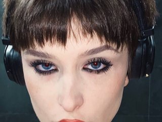 دردشة الفيديو المثيرة lunelucy
