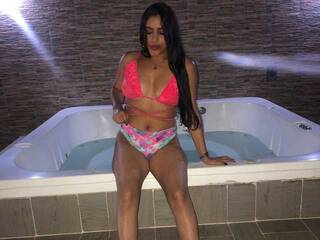 دردشة الفيديو المثيرة lunitahot