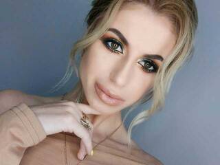 دردشة الفيديو المثيرة LusiMe