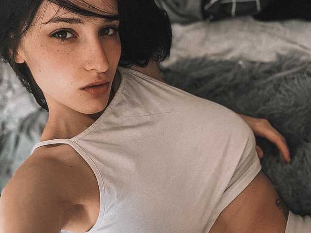 صورة الملف الشخصي LuxBrunette