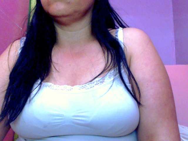 لقطات البث luzzyhot