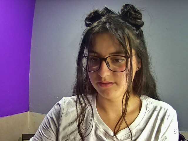 لقطات البث MabelMike