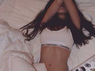 دردشة الفيديو المثيرة MacCaa-megan