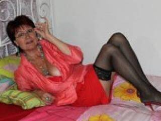 دردشة الفيديو المثيرة madameaisha