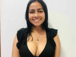 دردشة الفيديو المثيرة MaddisonDaniels