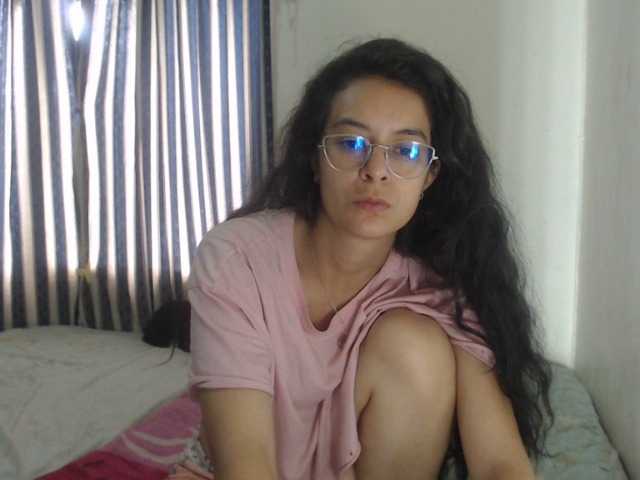 لقطات البث Madelyne