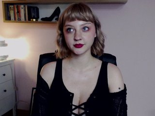 دردشة الفيديو المثيرة MadelineLOVE99