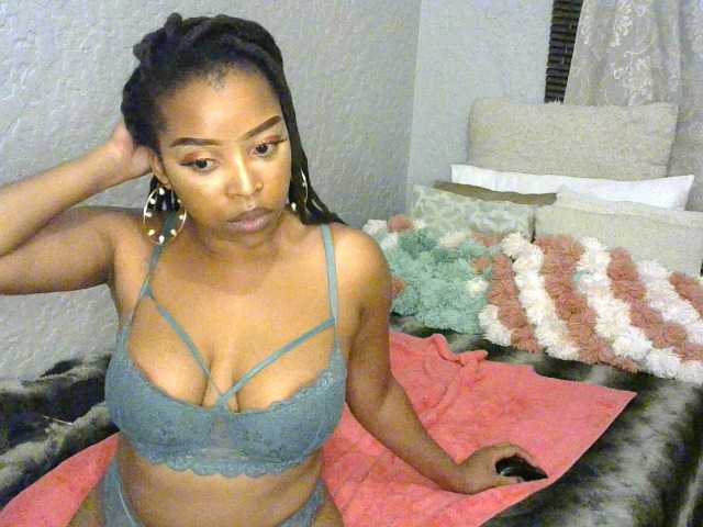 لقطات البث MadisonRoyal