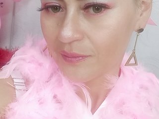 دردشة الفيديو المثيرة Magenta111mature