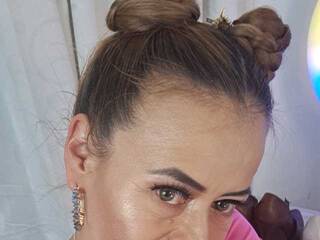 دردشة الفيديو المثيرة MAGHENTA