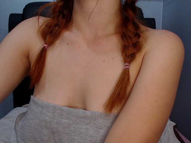 لقطات البث mailyn-red