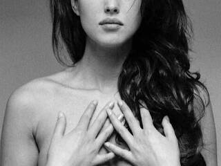 دردشة الفيديو المثيرة MalenaScordia