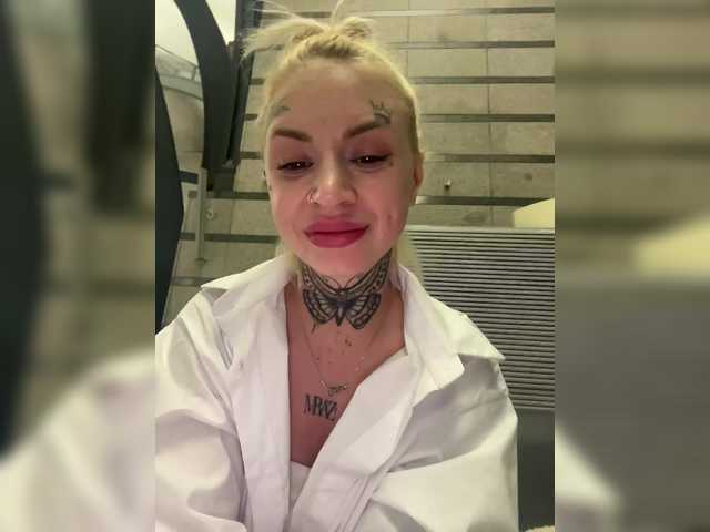 لقطات البث Lil_Lu