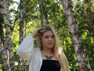 دردشة الفيديو المثيرة Malisha-kiss